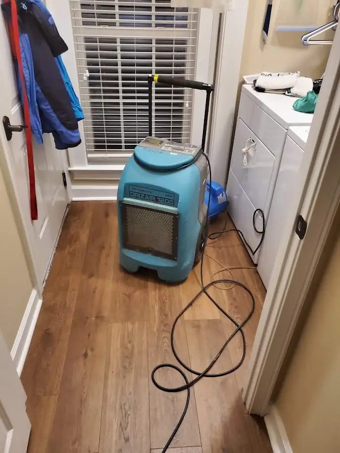 Commercial dehumidifier deployed for Crawl Space Restoration in Cottage Grove
